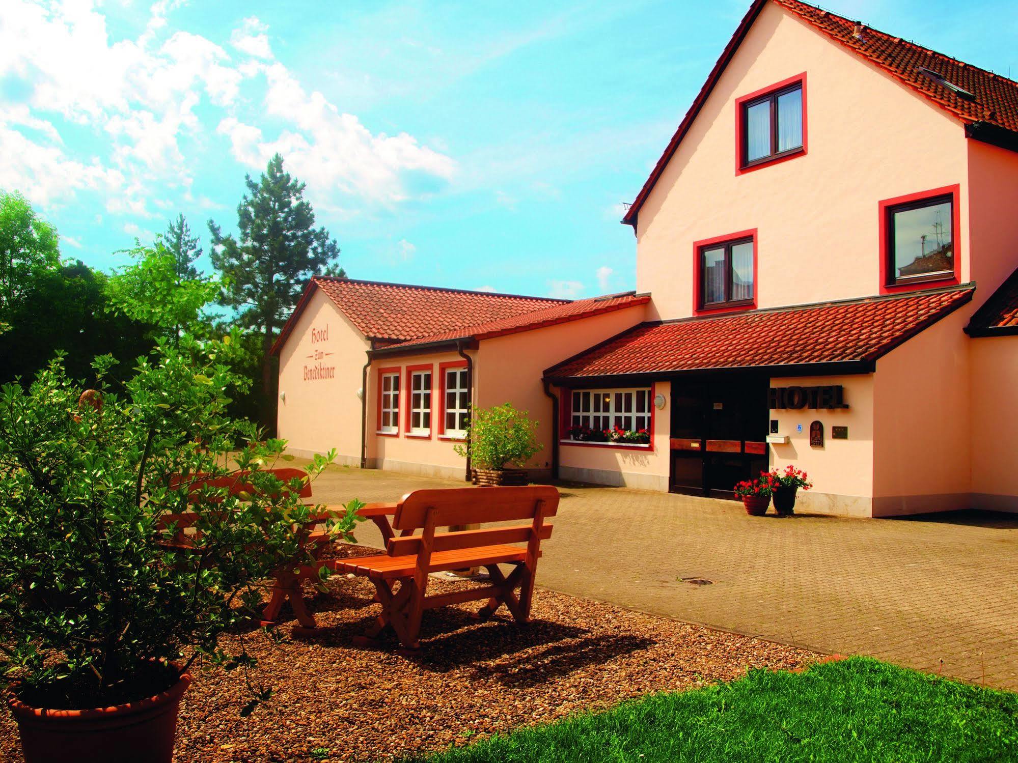 Flair-Hotel Zum Benediktiner Schwarzach am Main Kültér fotó
