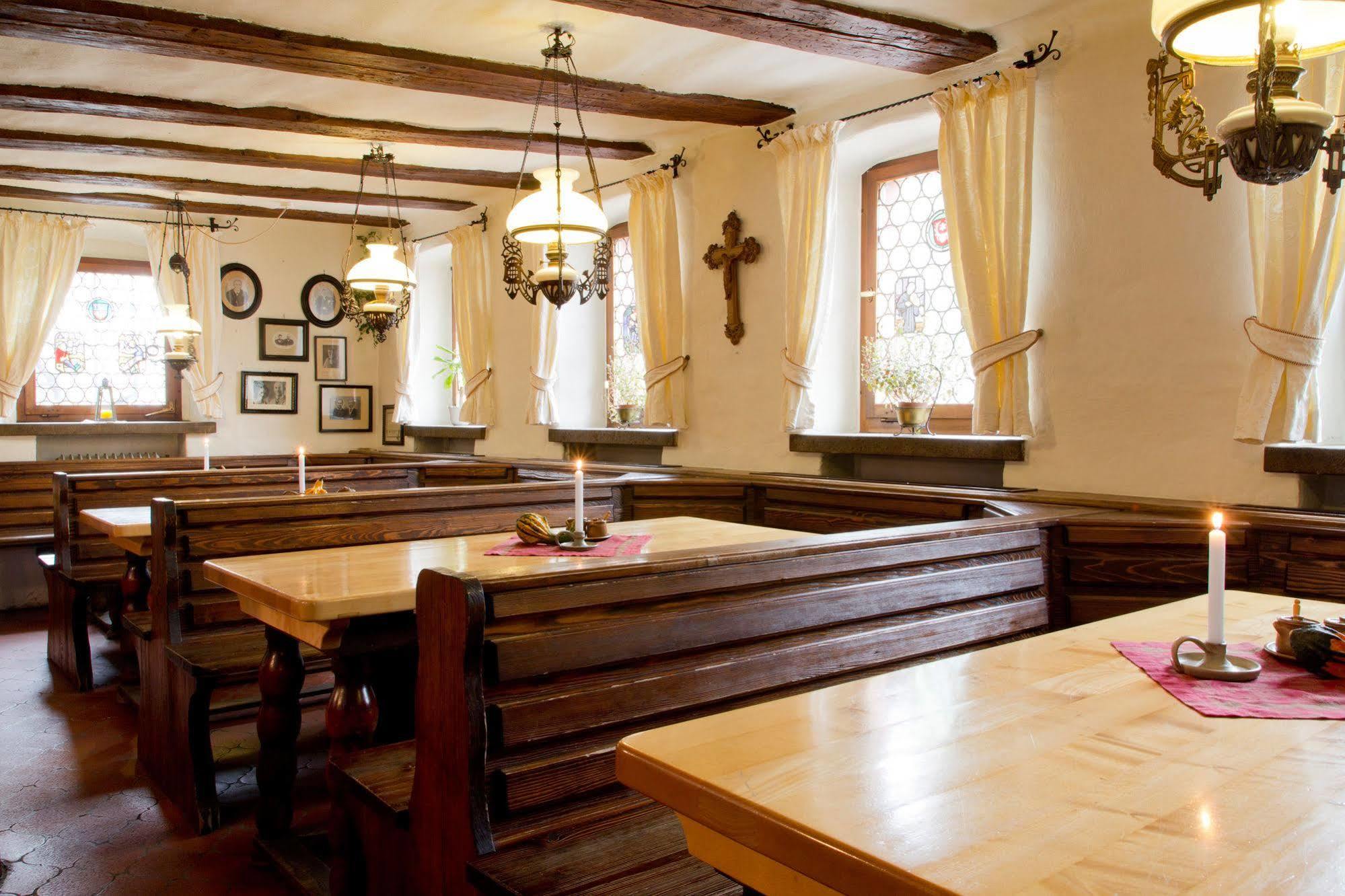 Flair-Hotel Zum Benediktiner Schwarzach am Main Kültér fotó