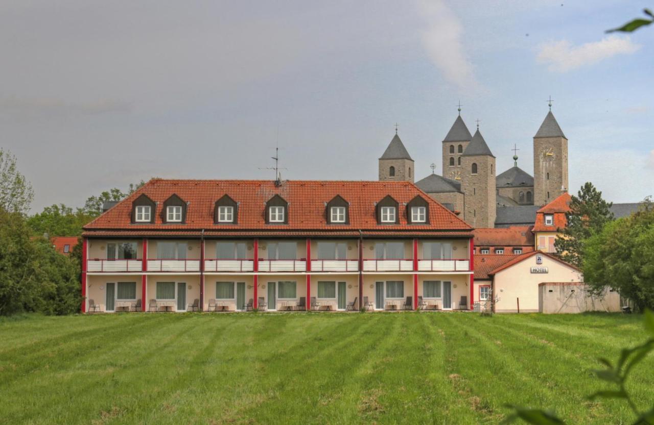 Flair-Hotel Zum Benediktiner Schwarzach am Main Kültér fotó
